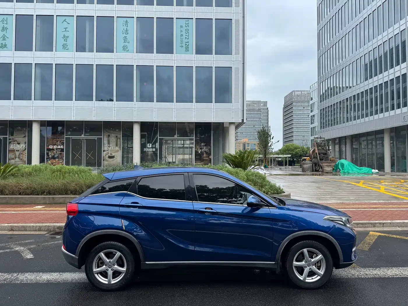Dongfeng Fengguang Fengon 500 2021 2021 1.5L CVT Premium