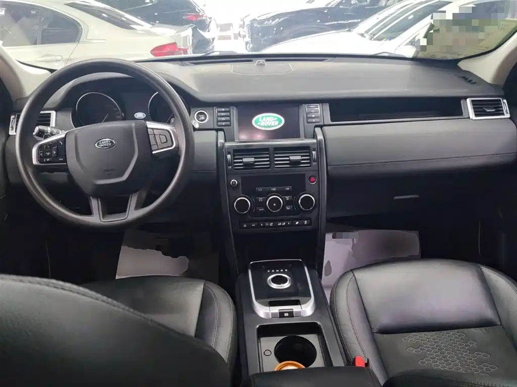 Land Rover Discovery Sport 2018 240PS PURE Edition фото 10