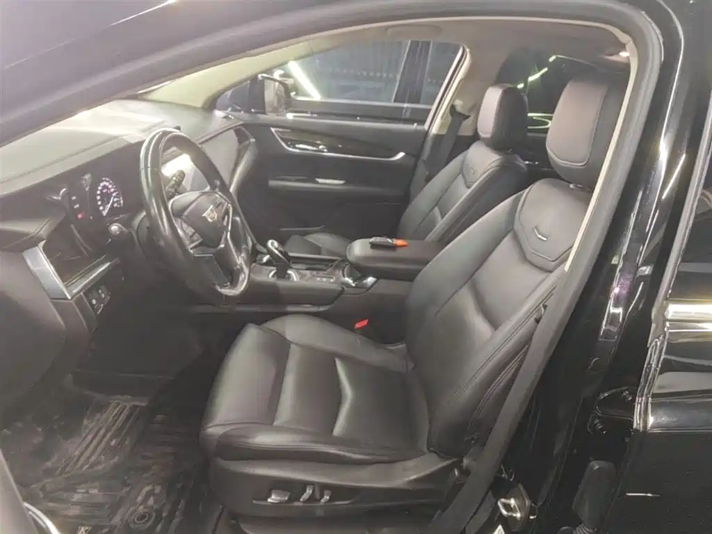 Cadillac XT5 2018 28T 4WD Luxury фото 15
