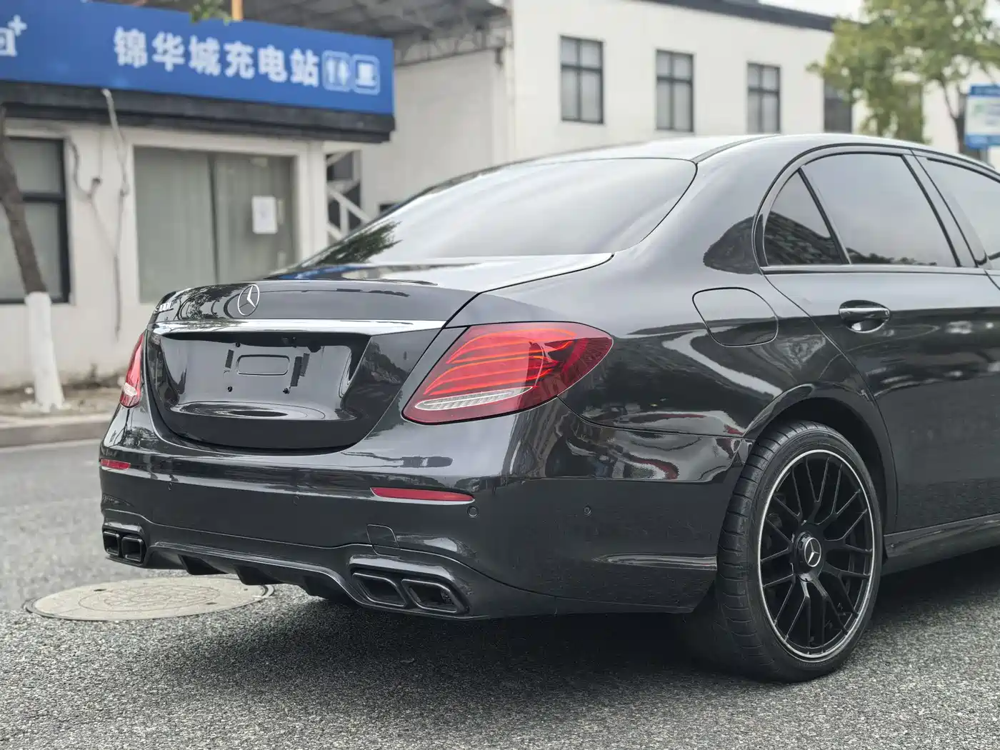 Mercedes-Benz E-Class 2017 E 200 Sport 4MATIC фото 9