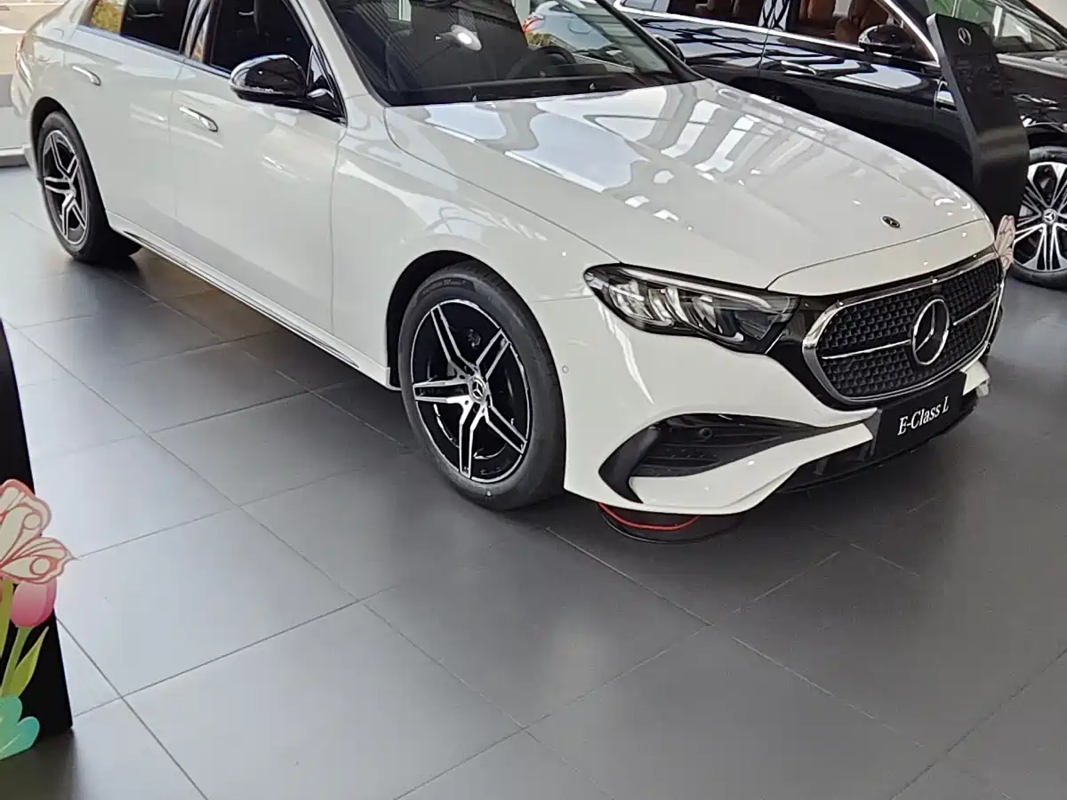 Mercedes-Benz E-Class (Import) 2025 E 260 Sport