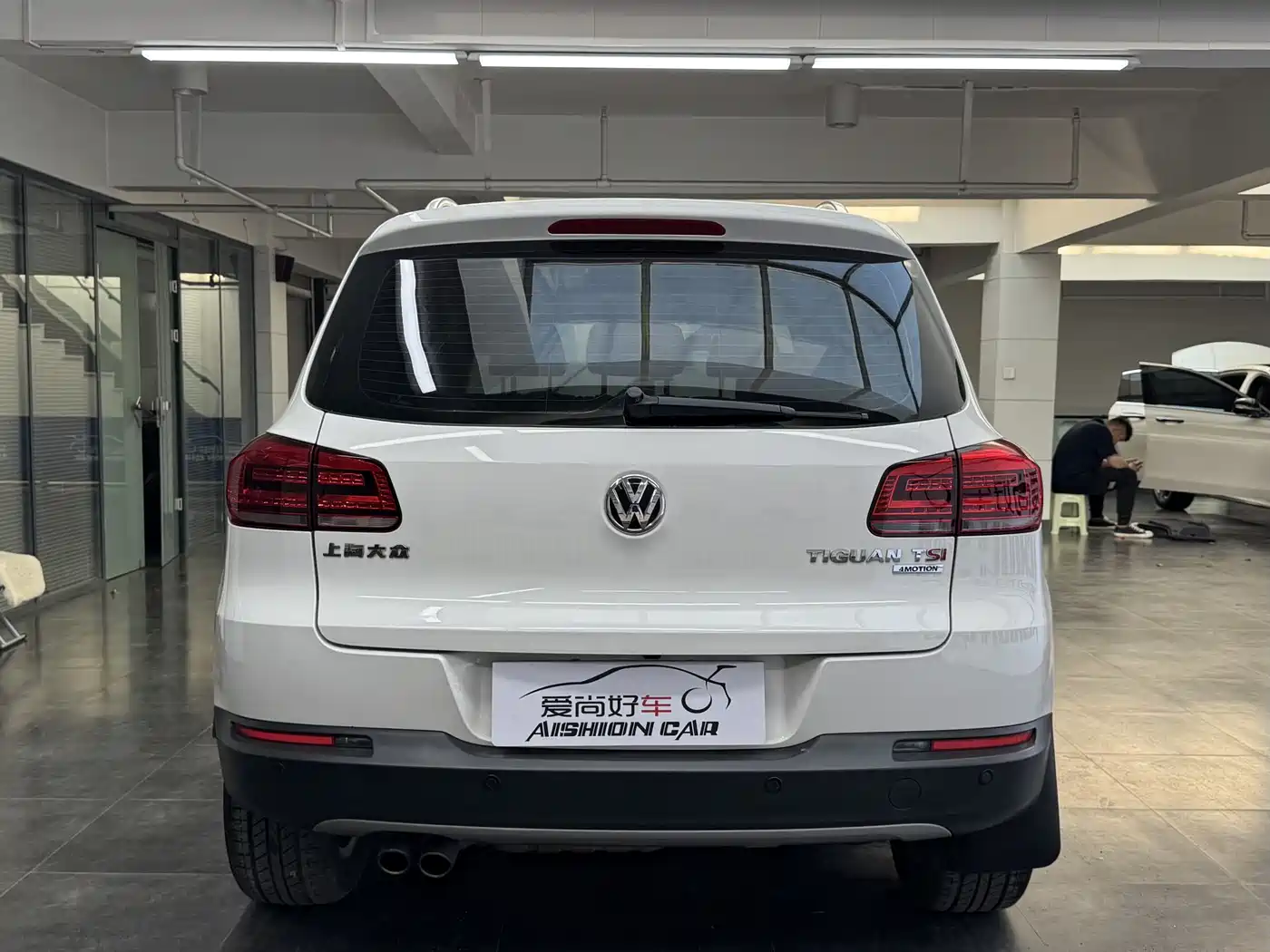 Volkswagen Tiguan 2015 1.8TSI Automatic 4WD Highline фото 6