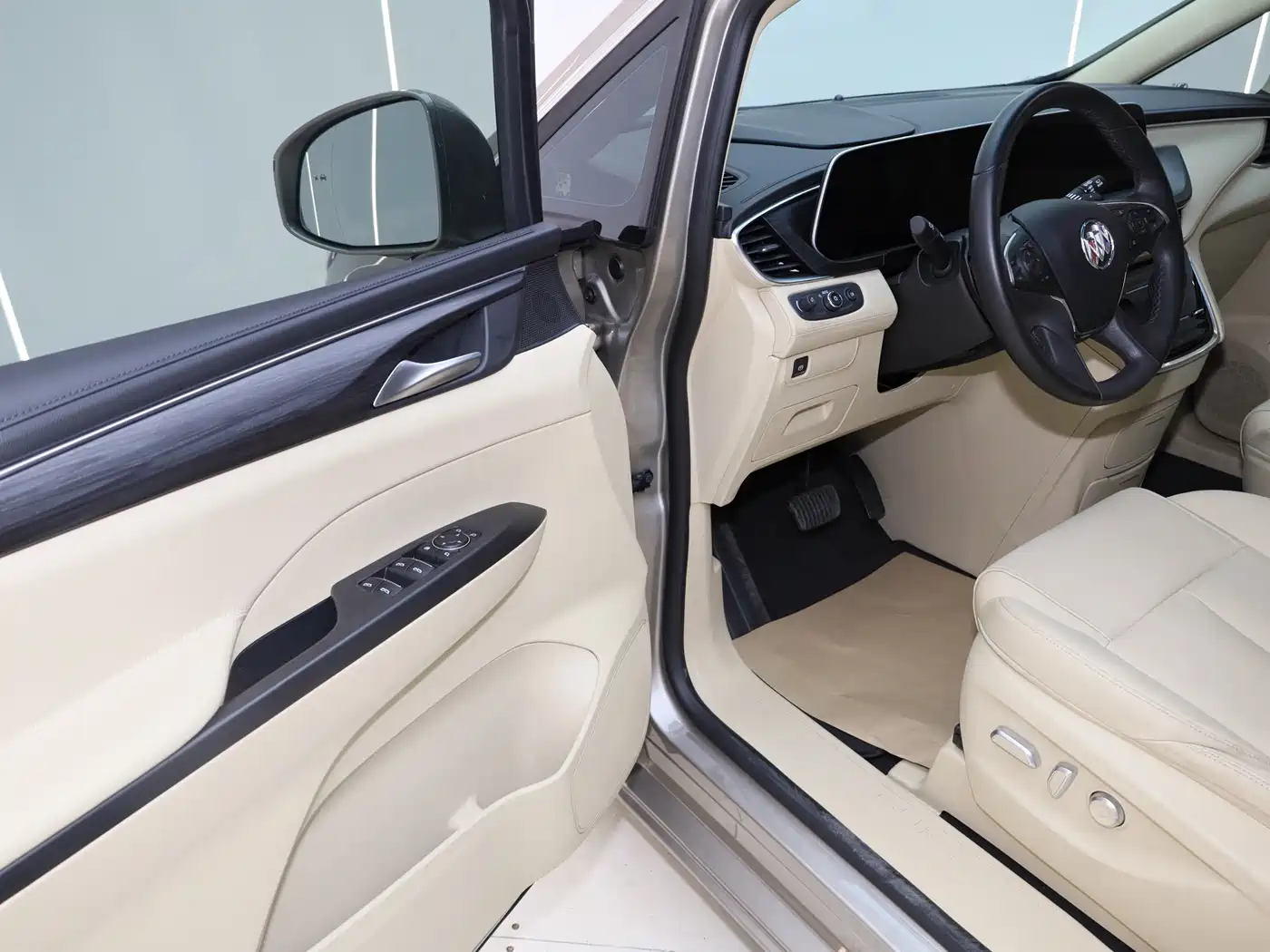 Buick GL8 2023 ES Landmaster Exclusive фото 13
