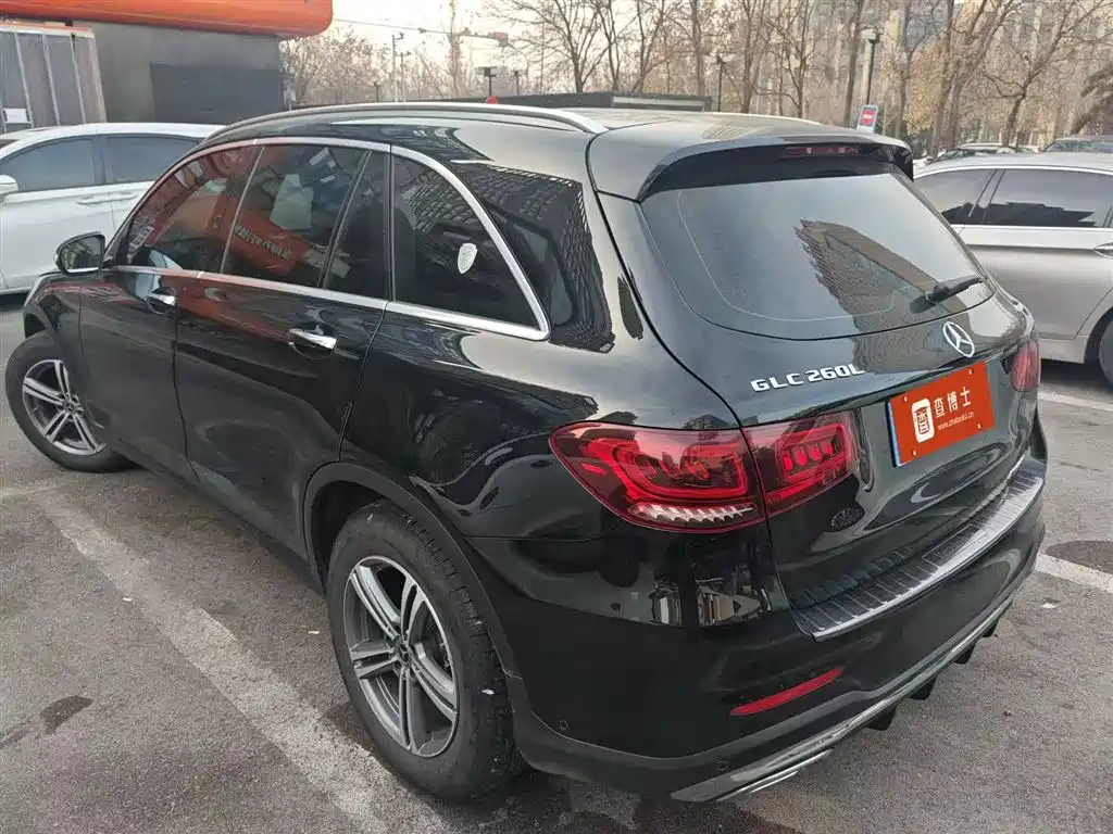 Mercedes-Benz GLC 2020 GLC 260 L 4MATIC Luxury фото 4