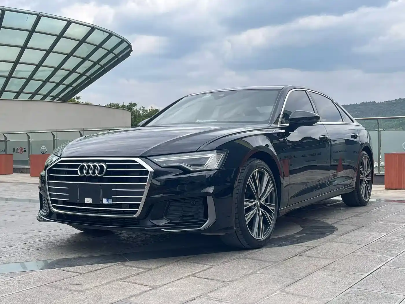 Audi A6L 2022 45 TFSI Premium Dynamic