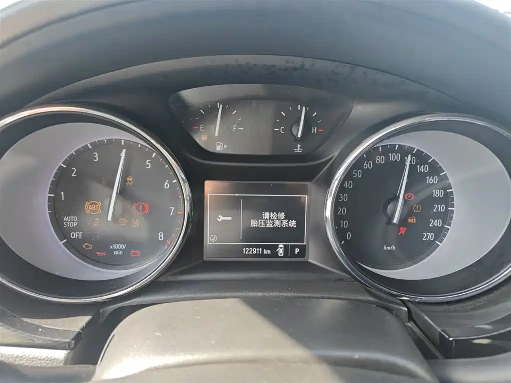 Buick Verano 2017 Sedan 15S Automatic Progressive фото 8