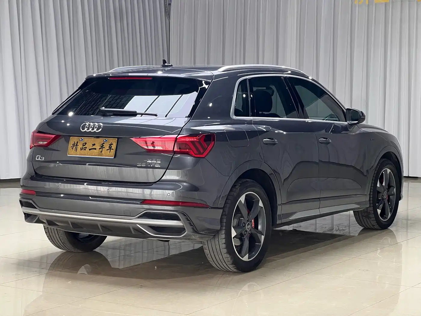 Audi Q3 2023 35 TFSI Fashion Dynamic Model (1.5T) фото 6