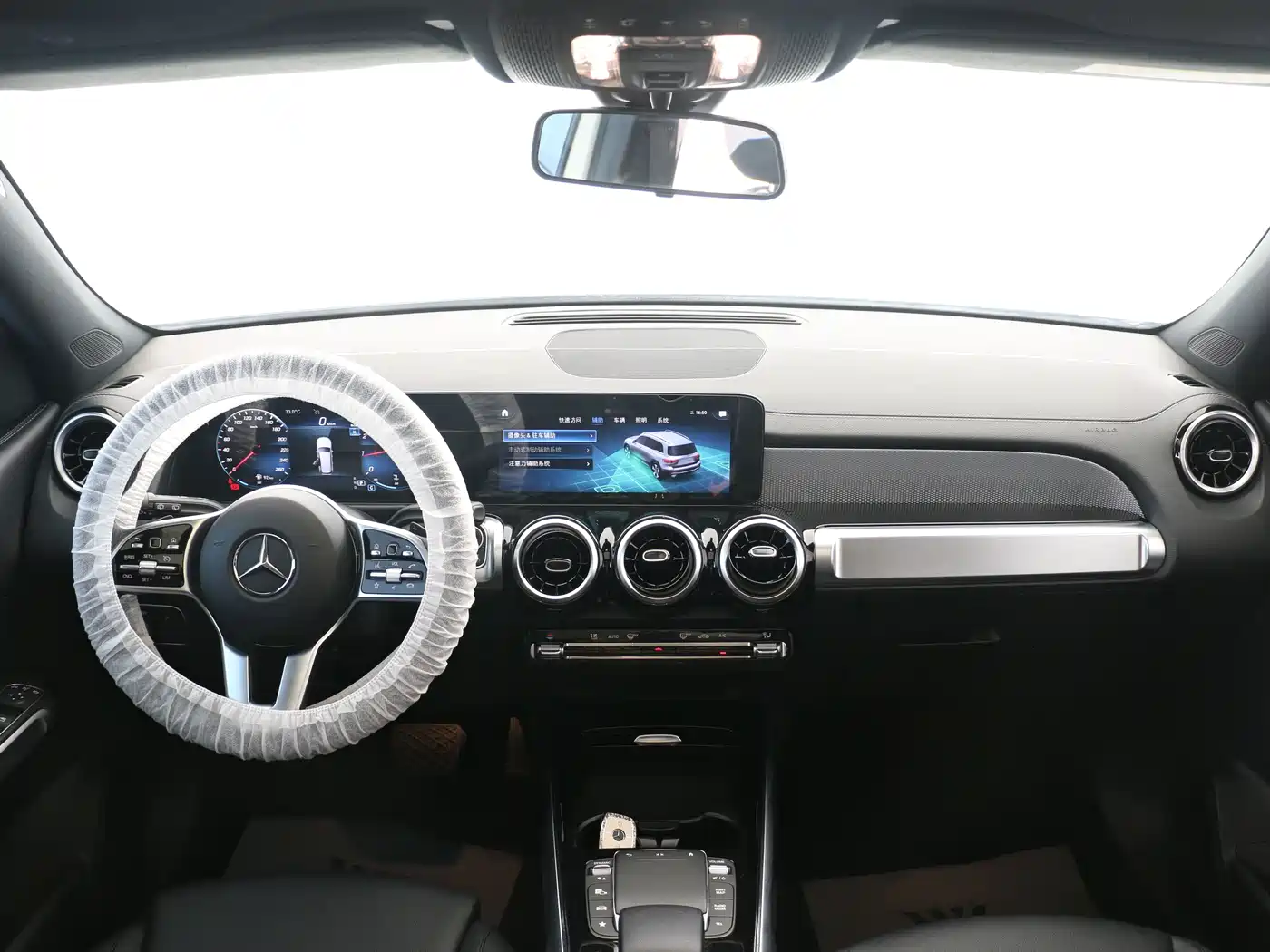 Mercedes-Benz GLB, миниатюра 9