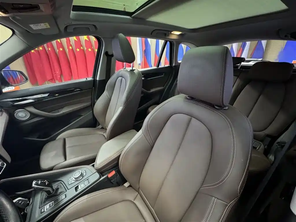 BMW X1 2022 sDrive20Li Fashion фото 19