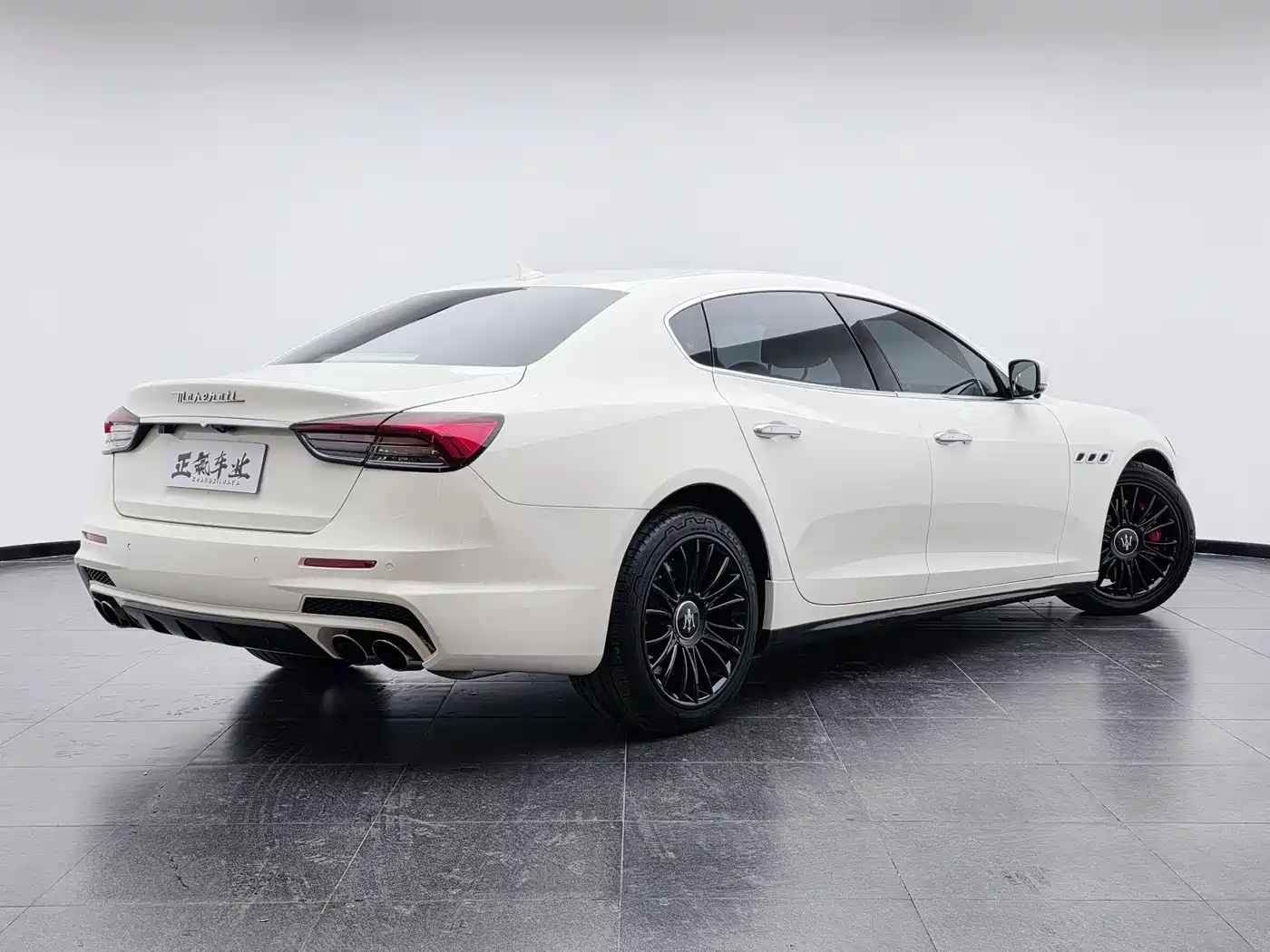 Maserati Quattroporte 2015 3.0T S Q4 фото 10