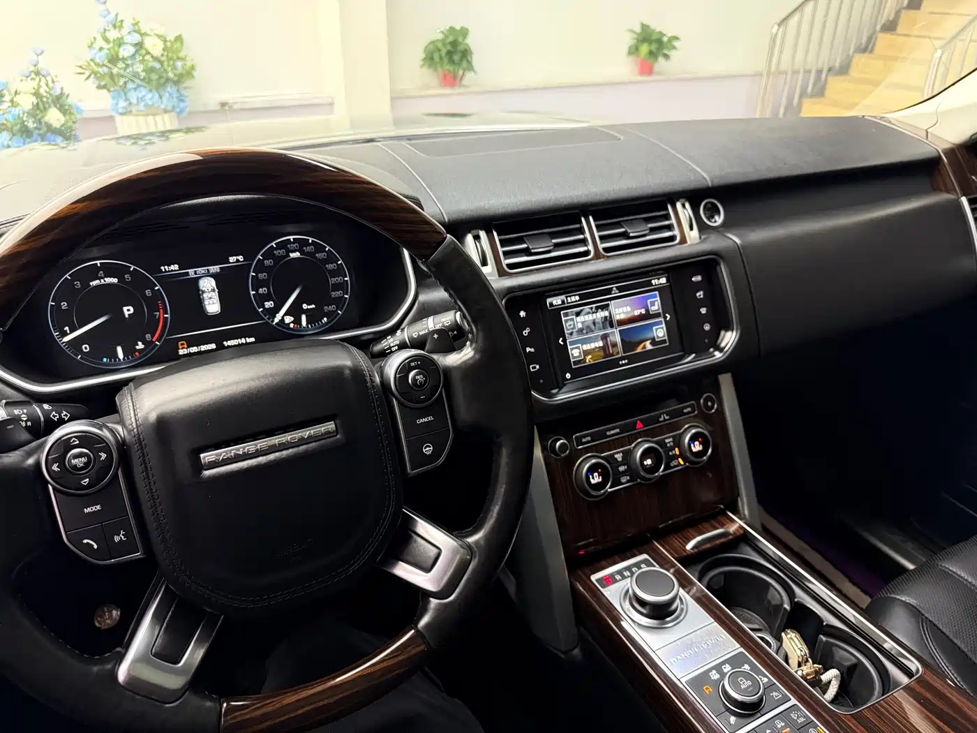 Land Rover Range Rover 2016 3.0 SC V6 Vogue фото 14