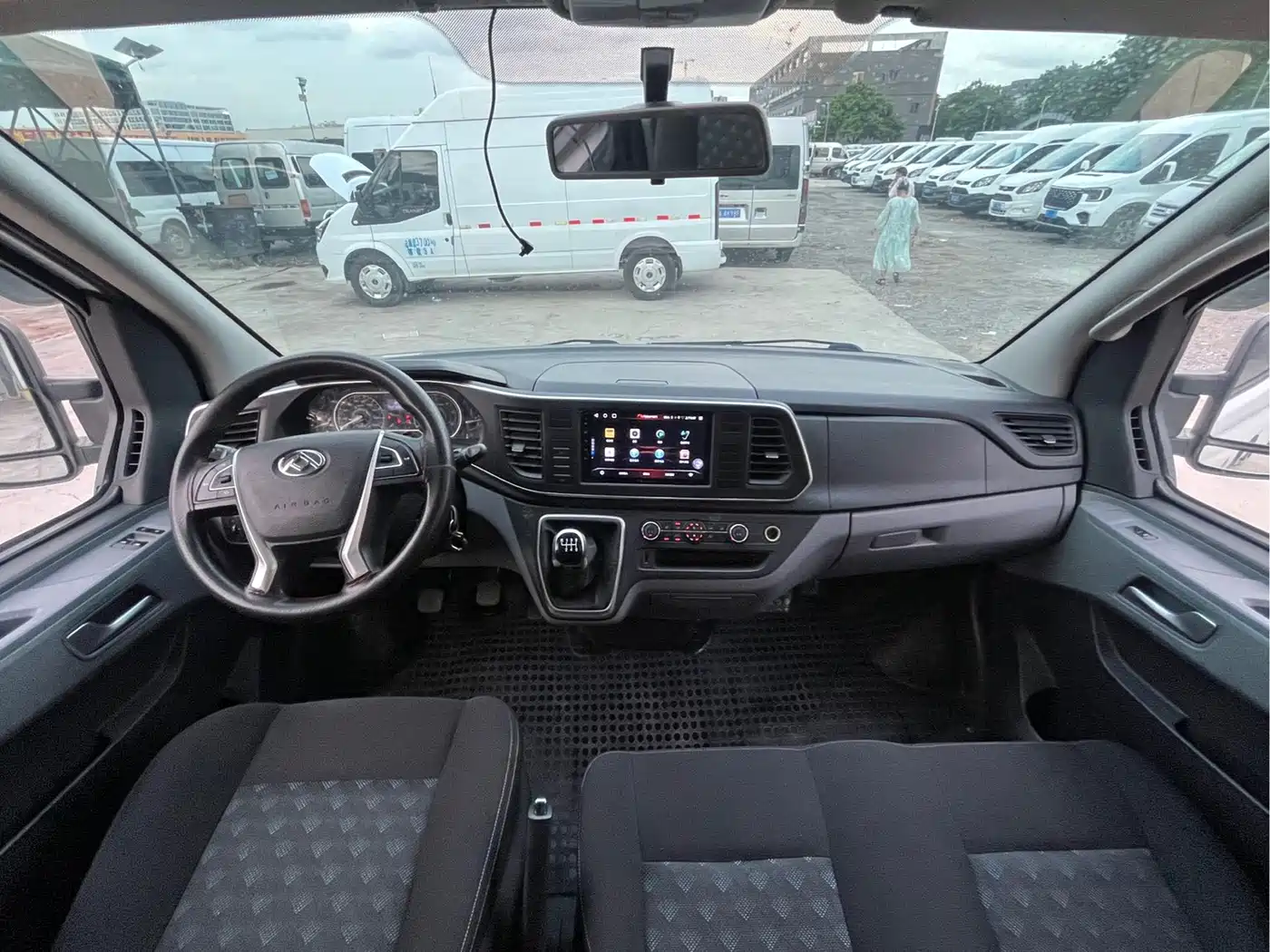 Photo 7 - SAIC Maxus Xintu V80