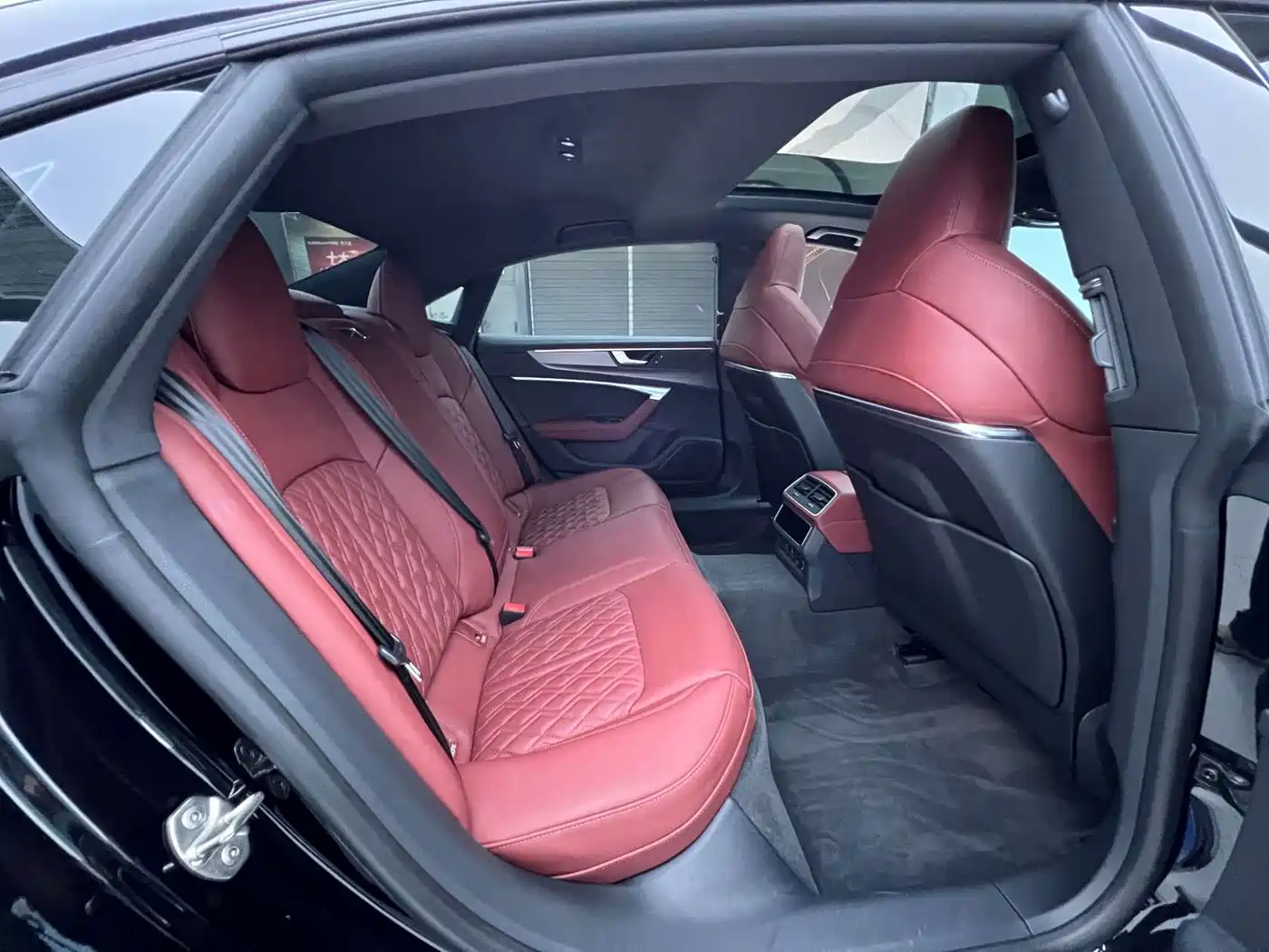 Audi A7L 2025 2024 45 TFSI quattro Black Warrior Edition