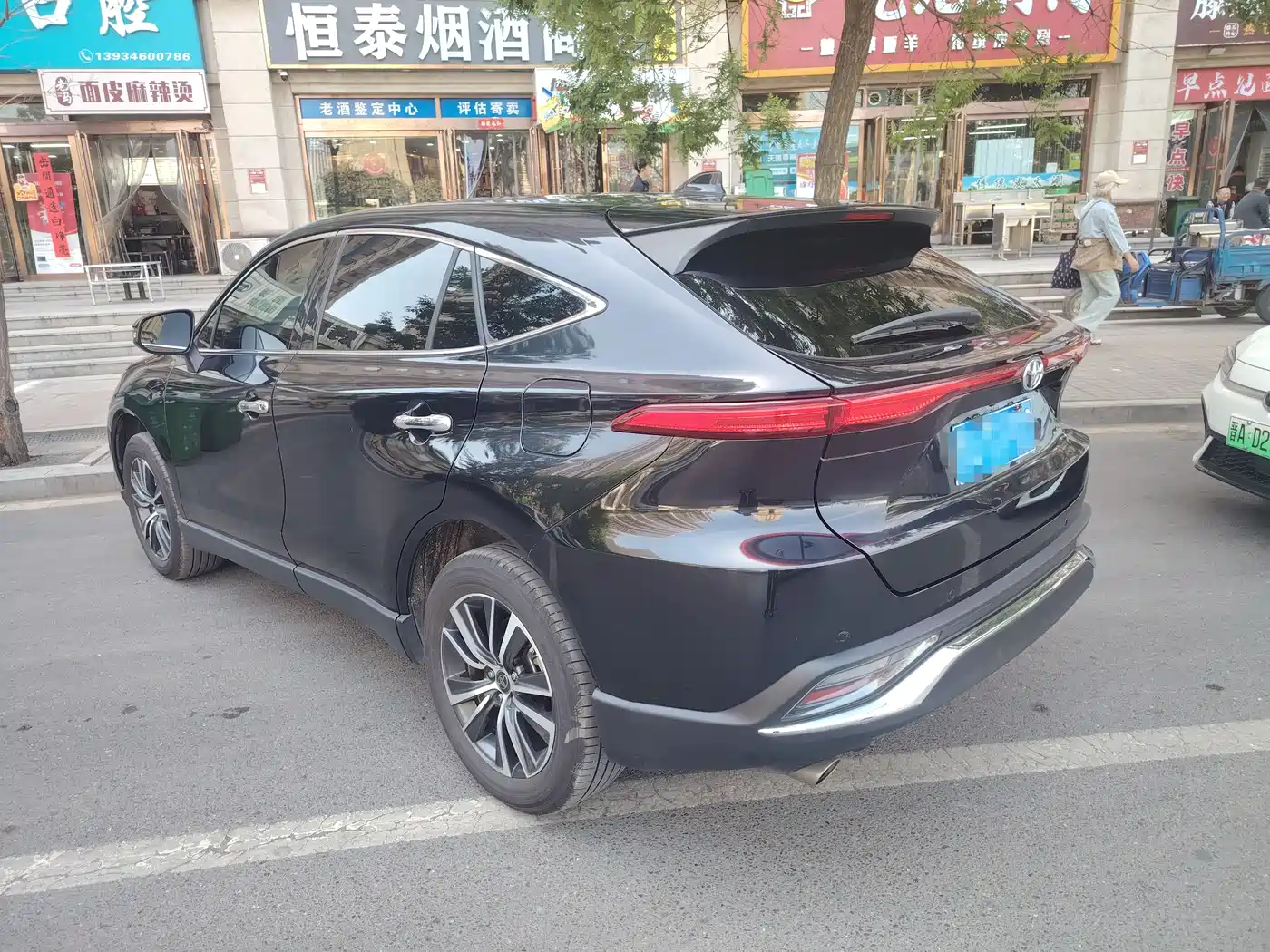 Toyota Lingfang HARRIER 2022 2.0L CVT 2WD Luxury Edition фото 6