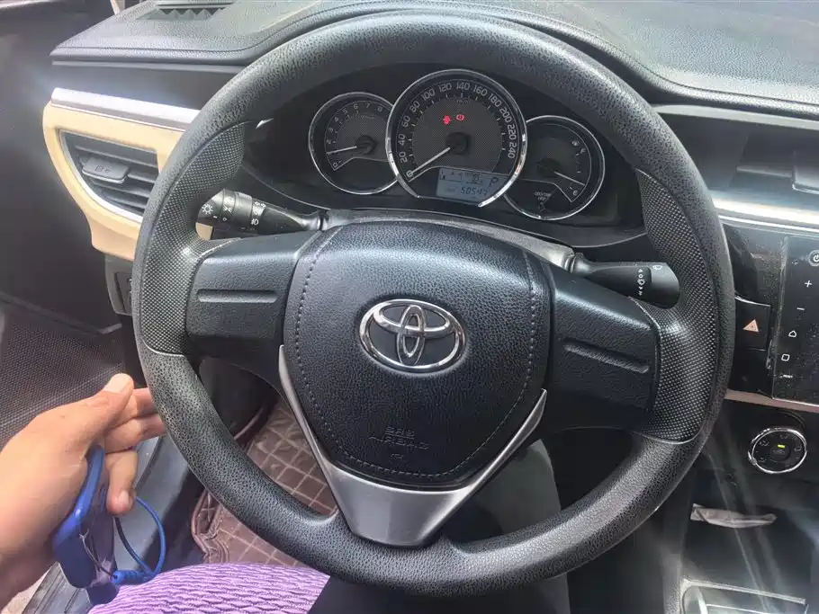 Toyota Levin 2016 1.6G CVT Elite Edition фото 15