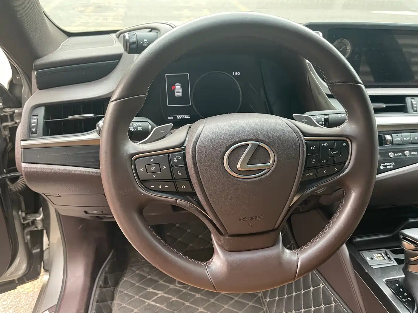 Lexus ES 2020 Model 300h Excellence Edition фото 16