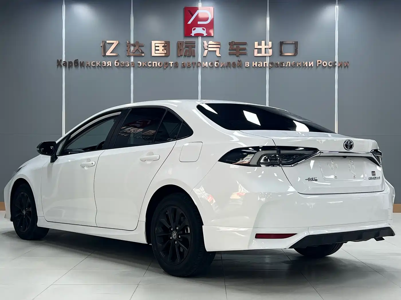 Toyota Corolla 2021 TNGA 1.5L CVT GR SPORT Edition фото 6