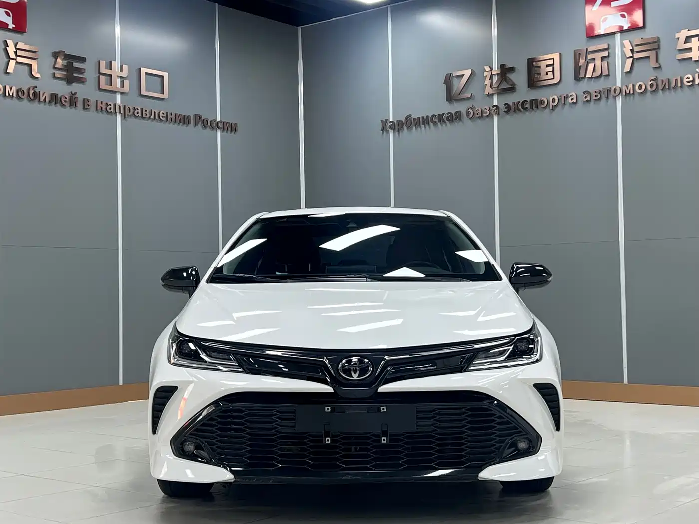 Toyota Corolla 2021 TNGA 1.5L CVT GR SPORT Edition фото 2