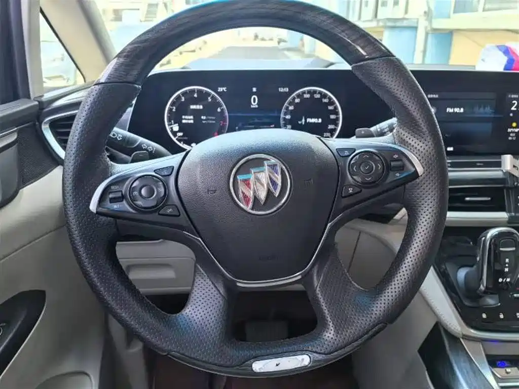 Buick GL8 2021 ES Landlord 653T Premium фото 6