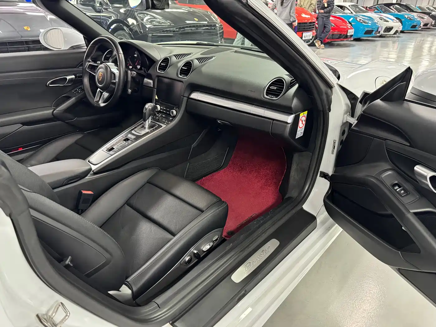 Porsche 718 2016 Boxster 2.0T фото 9
