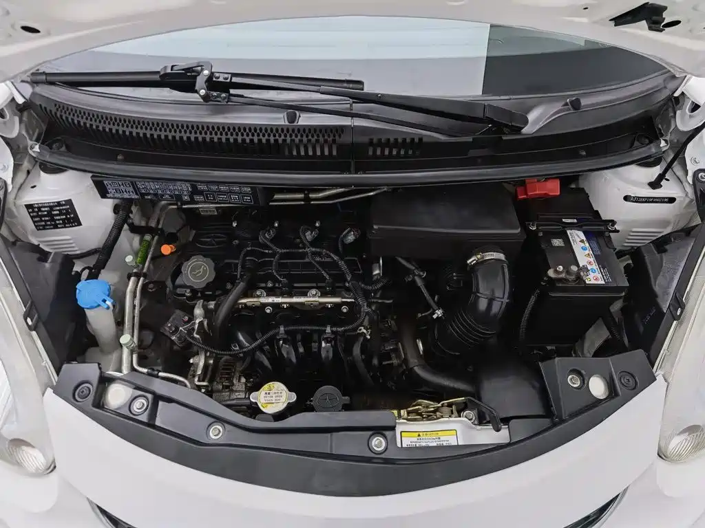 JAC Motors Yueyue 2015 2013 1.0L Comfort Model