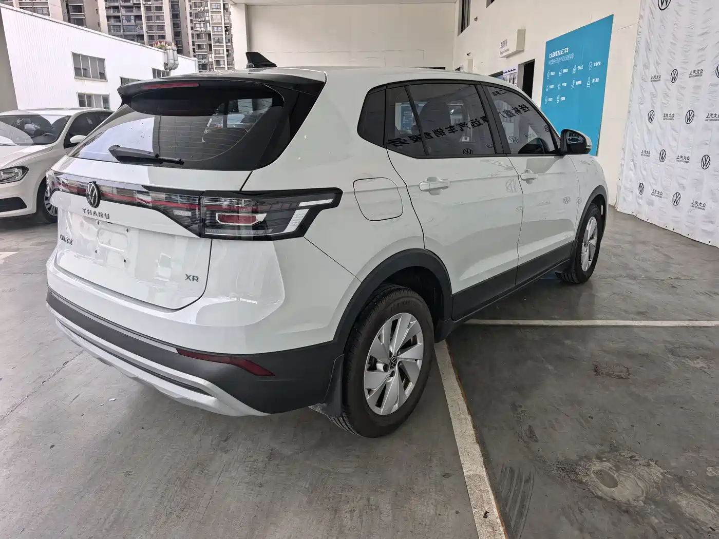 Volkswagen Tharu 2025 Model Rising Star 1.5L Advance Edition фото 4