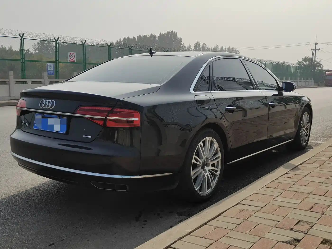 Audi A8 2016 A8L 45 TFSI quattro Comfort фото 4