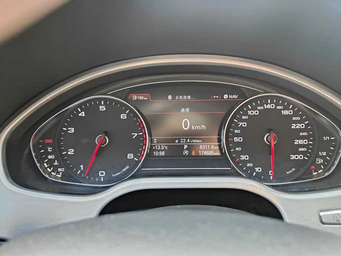 Audi A8 2016 A8L 45 TFSI quattro Comfort фото 16