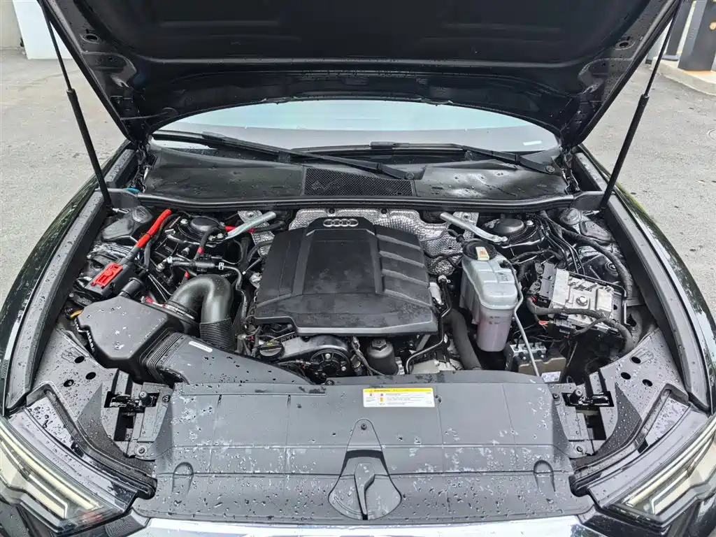 Audi A6L 2021 45 TFSI Exclusive Sport фото 8