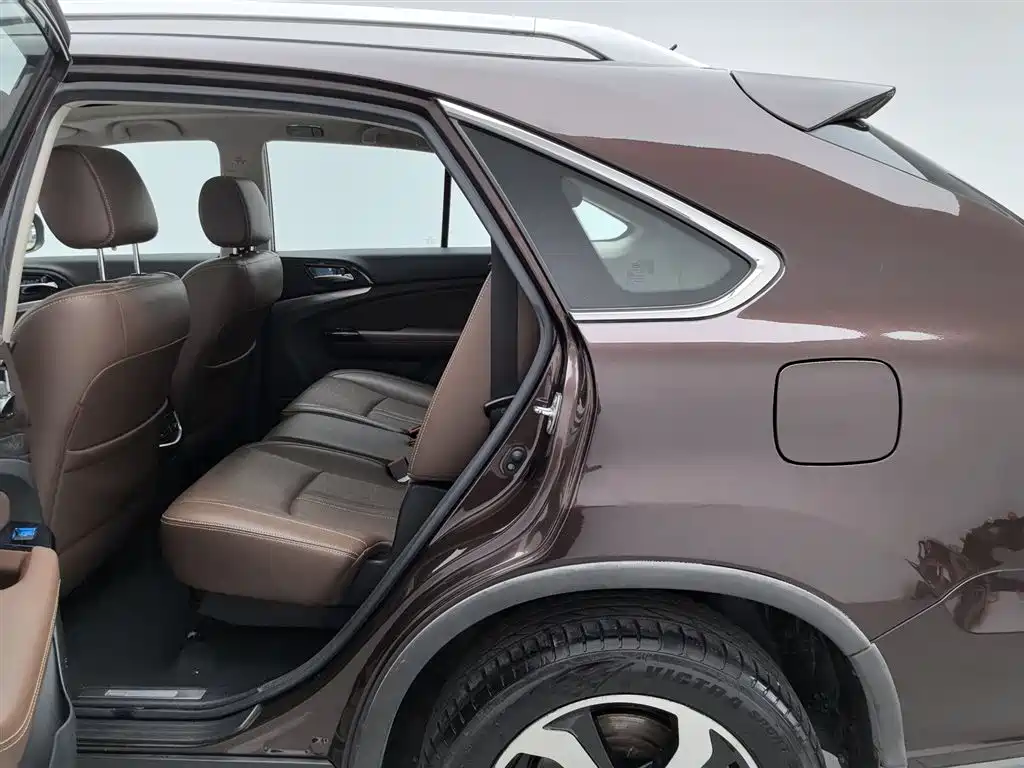 BYD S7 2016 2.0T Automatic Flagship Plus фото 15