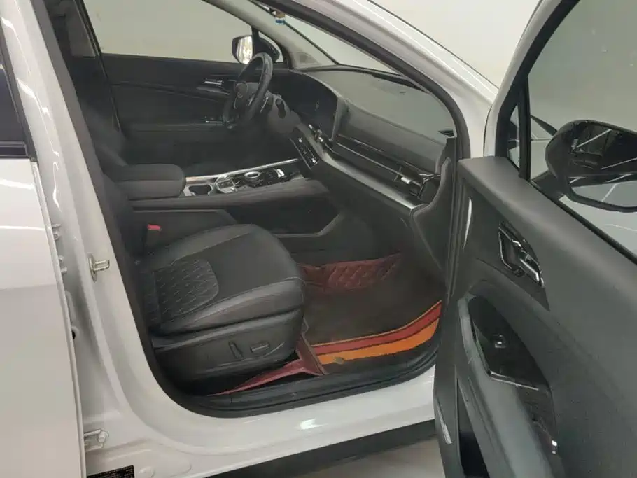 Фото 8 - Kia Sportage