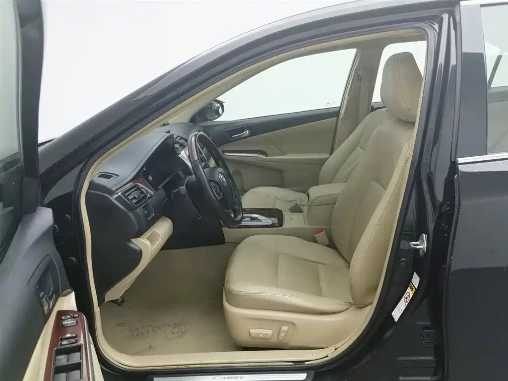 Toyota Camry 2013 2.0G Comfort фото 10