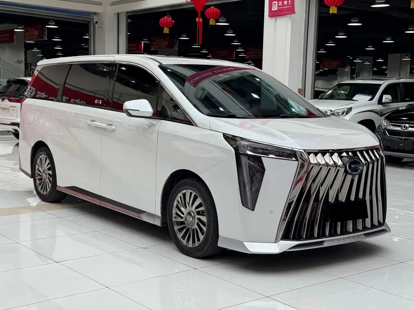 GAC Trumpchi Trumpchi M8 2023 Model Master Series Hybrid Royal Edition фото 3