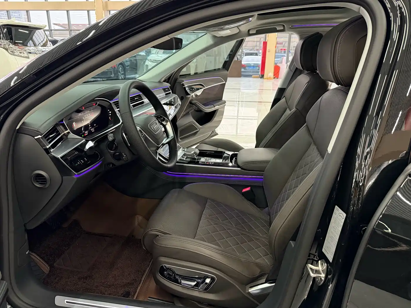 Audi A8 2025 A8L 50 TFSI quattro Exclusive Selection фото 11