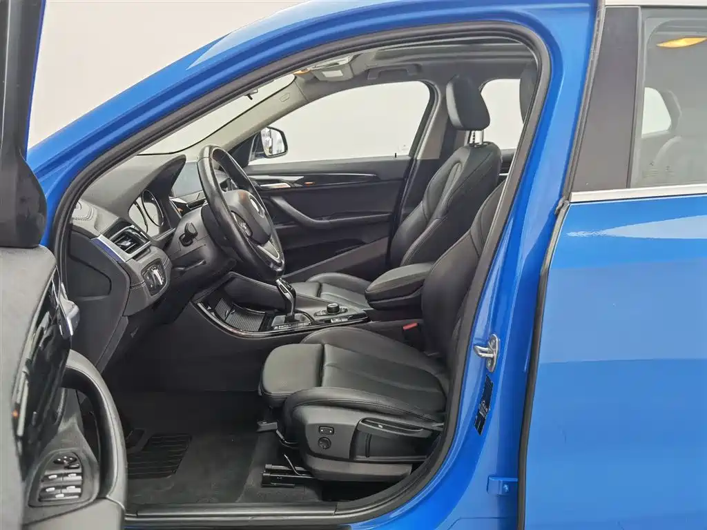 BMW X2 (Import) 2019 sDrive20i M Off-Road Package China VI фото 10