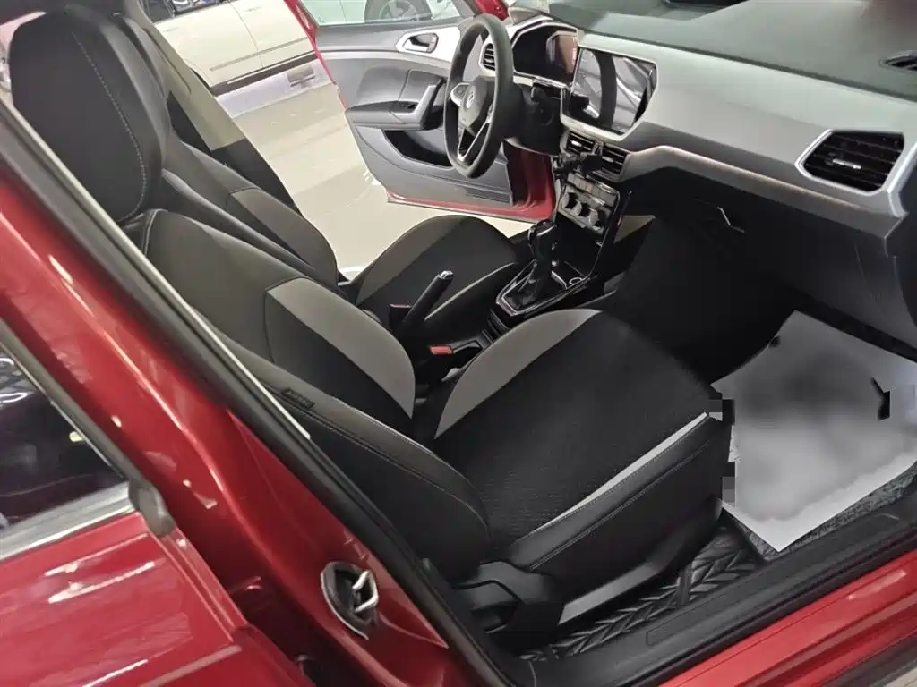 Volkswagen Tanying 2021 1.5L Automatic Smart Connect Edition фото 8