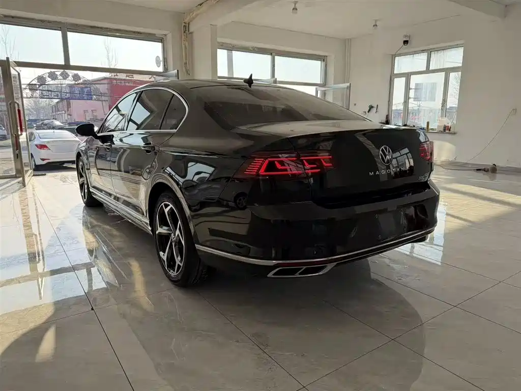 Volkswagen Magotan 2023 2 Million Units Anniversary Edition 330TSI DSG Leading Type фото 15