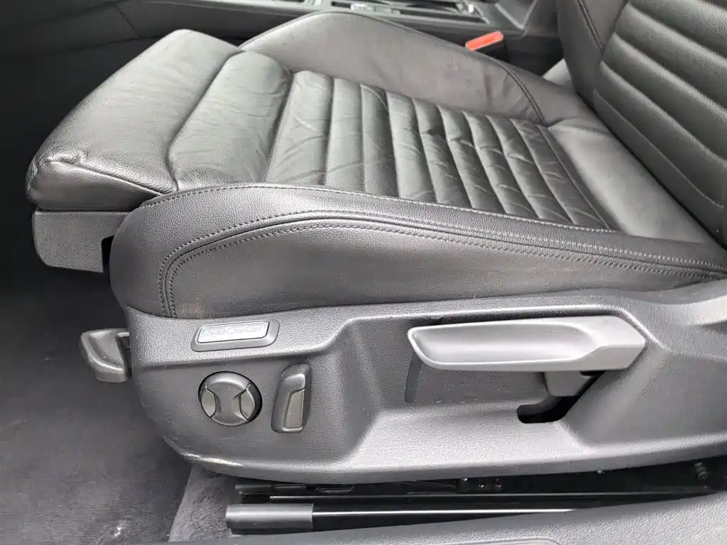 Volkswagen Weilan 2018 380TSI 2WD Comfort Edition фото 20