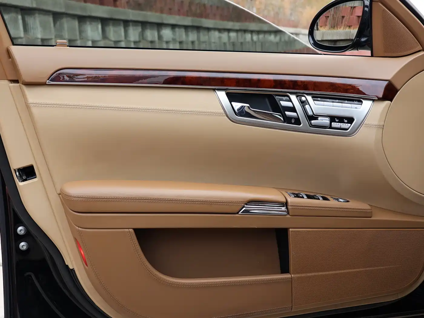 Mercedes-Benz S-Class 2008 Model S 500 L 4MATIC фото 5
