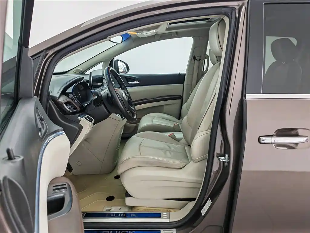 Buick GL8 2021 Land Business Class 652T Luxury фото 10