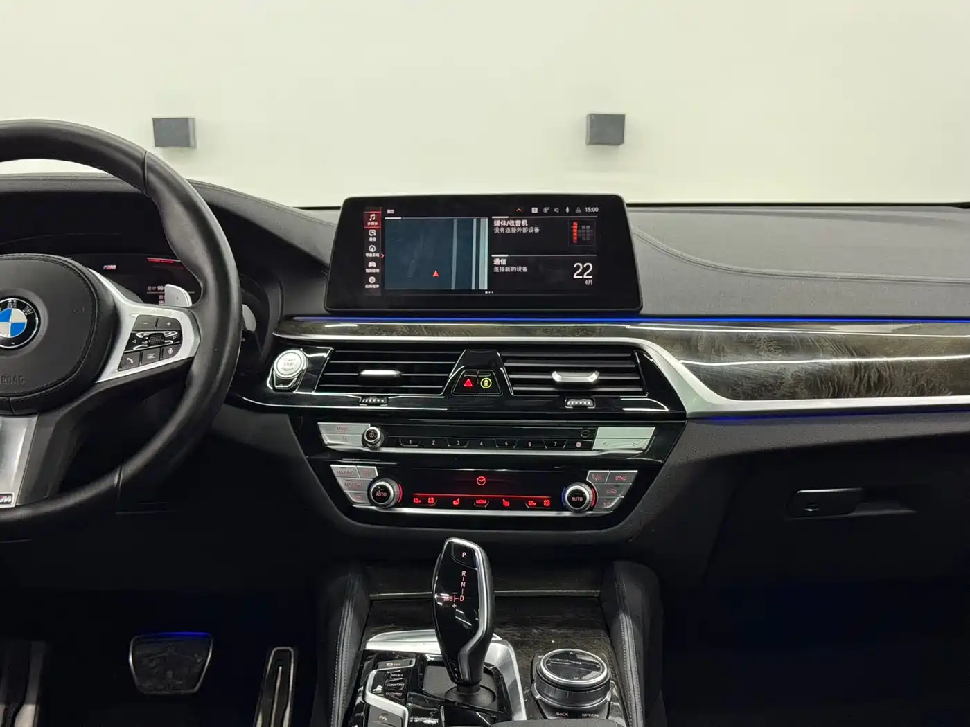 BMW 6 Series GT 2020 630i M Sport Package фото 10