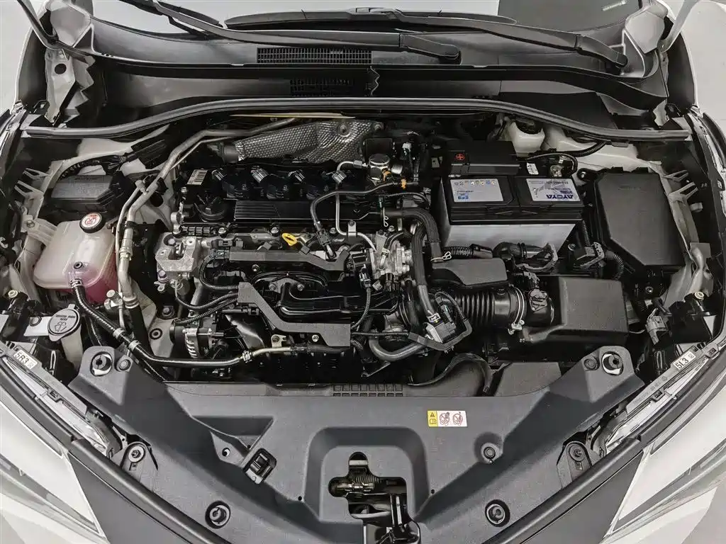 Toyota C-HR 2021 2.0L Comfort Edition фото 6