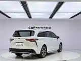 Фото 5 - Toyota Granvia