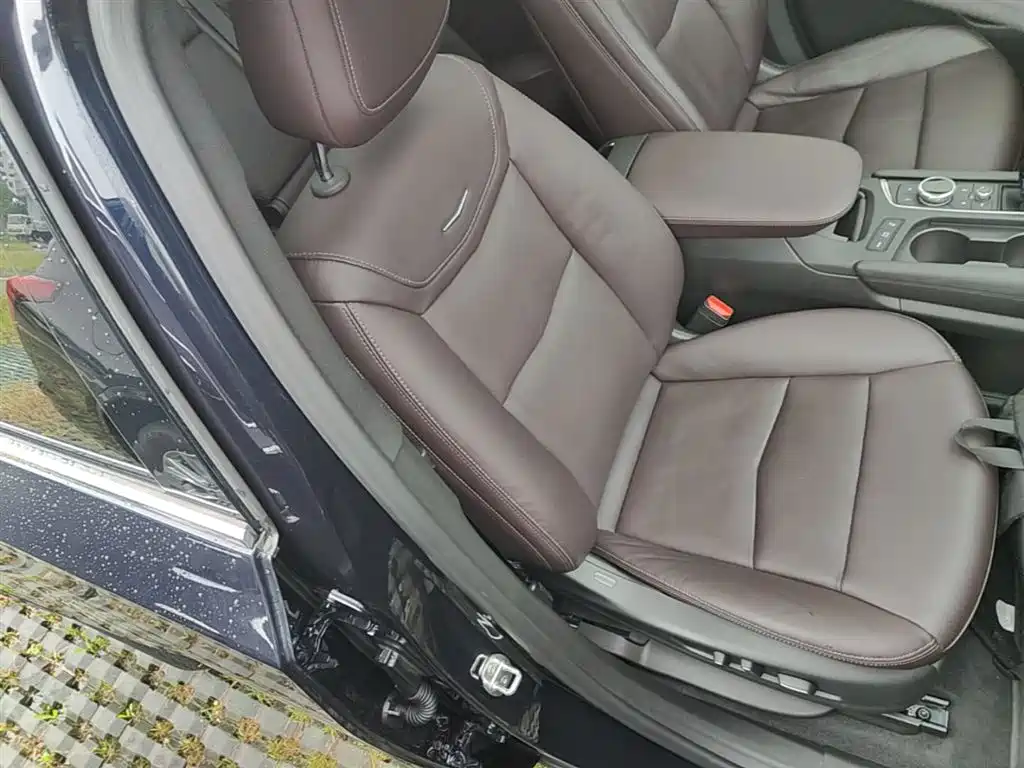 Cadillac XT6 2020 28T 7-seater AWD Premium фото 25