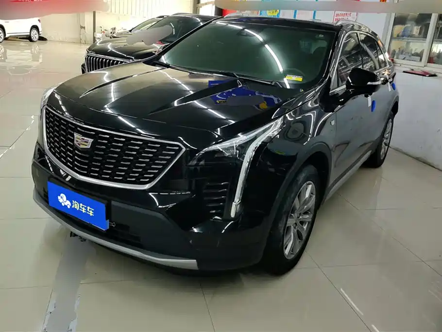 Cadillac XT4 2022 28T FWD Luxury