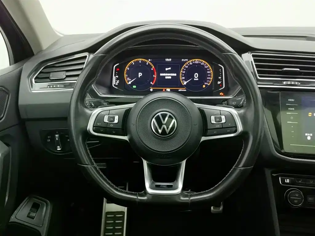 Volkswagen Tiguan L 2021 330TSI Automatic 2WD R-Line Premium фото 11