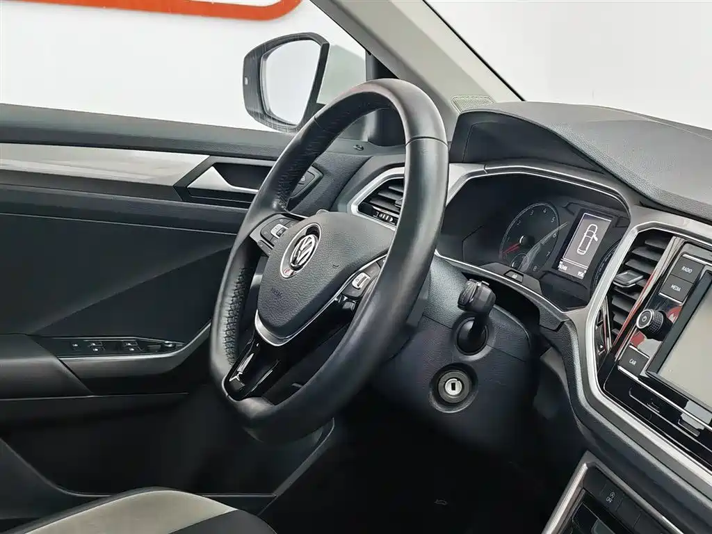 Volkswagen T-ROC 2020 280TSI DSG FWD Elite фото 22