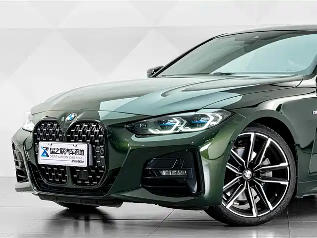 BMW 4 Series 2023 430i M Sport Shadowline Package — фото 3