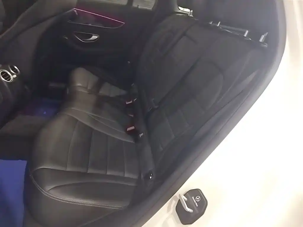 Mercedes-Benz GLC 2016 GLC 260 4MATIC Dynamic фото 17