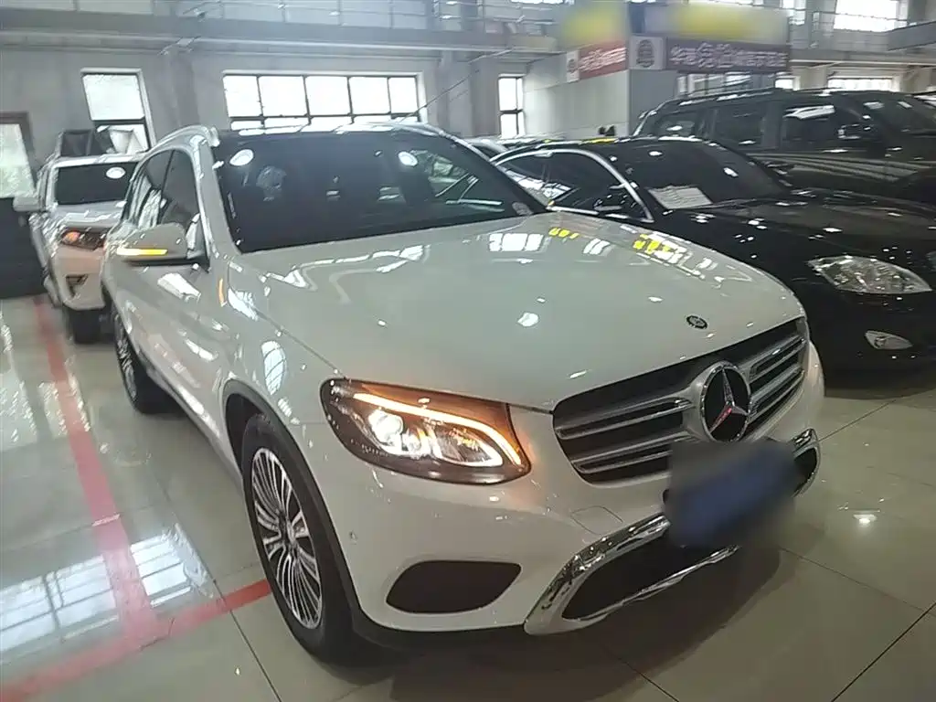 Mercedes-Benz GLC 2016 GLC 260 4MATIC Dynamic фото 4